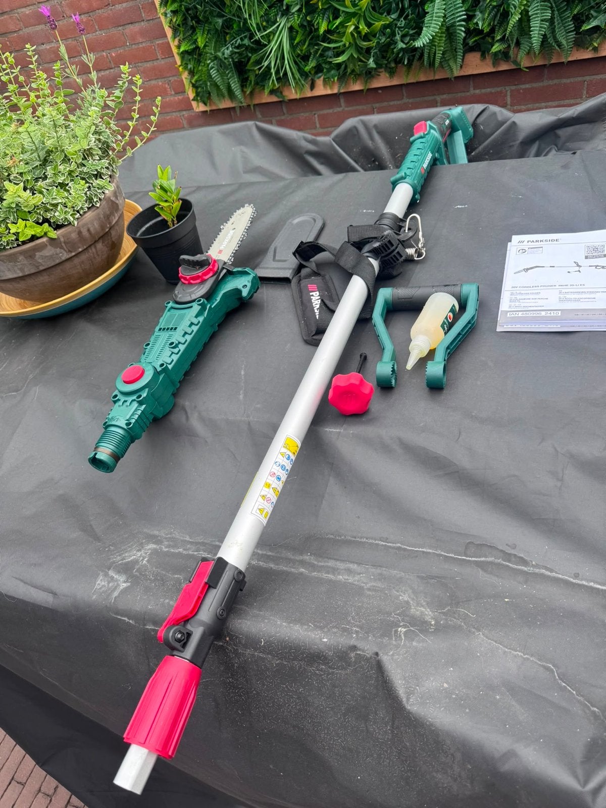 Parkside Accu Takkenzaag incl. Accu en Lader - Z.g.a.n., Ophalen of Verzenden, Zo goed als nieuw, 20 t/m 29 mm, Telescopisch