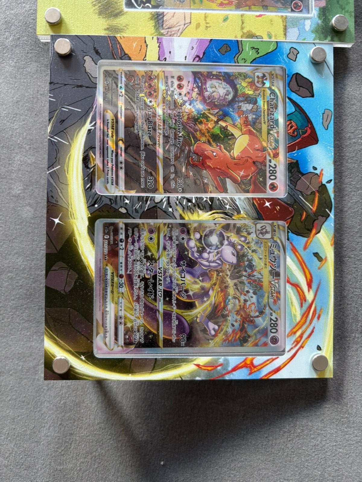 Charizard promos+ mewto in display cases, Hobby en Vrije tijd, Verzamelkaartspellen | Pokémon, Ophalen of Verzenden, Zo goed als nieuw