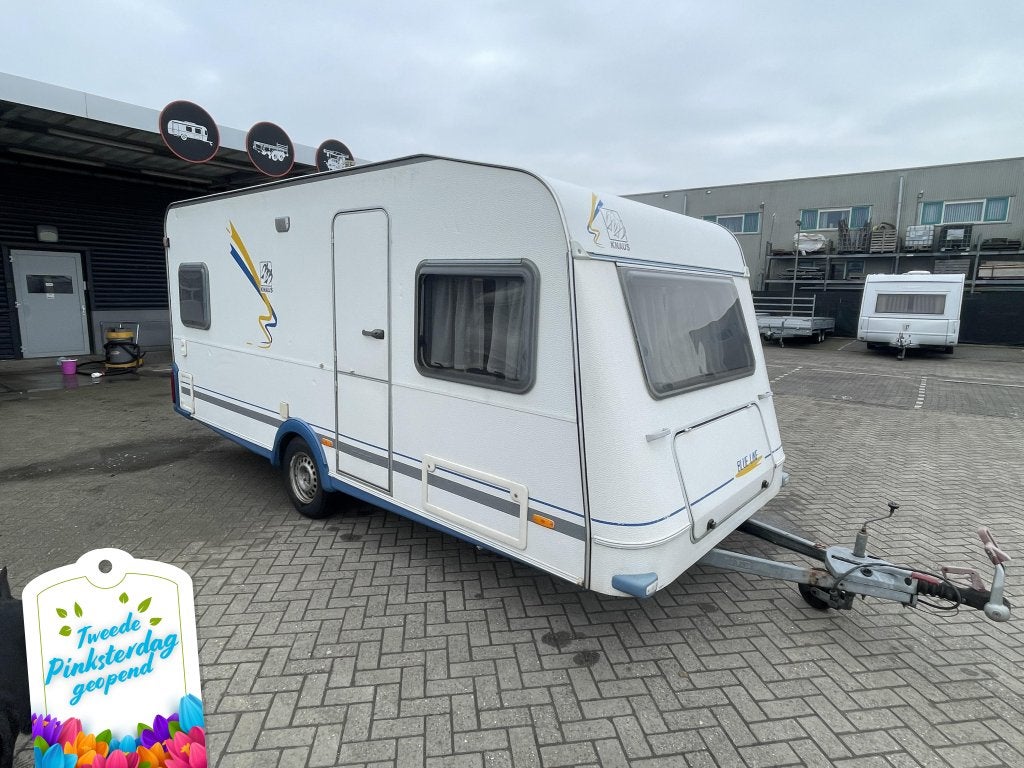 Knaus Blue Line 450 Fransbed rondzit douche, Rondzit, Bedrijf, Overige typen, 4 tot 5 meter