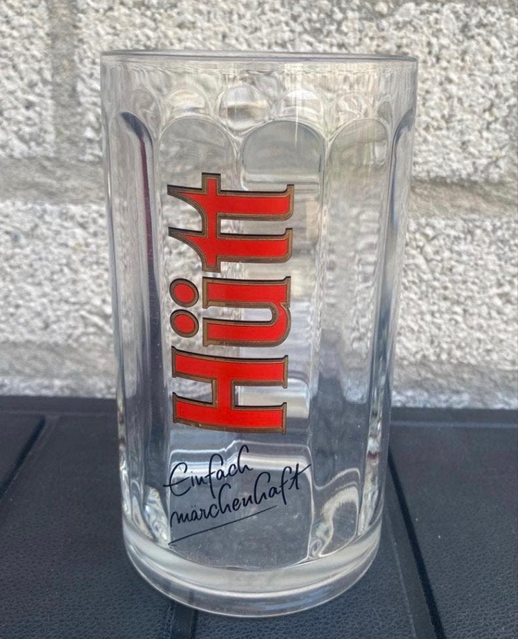 Grote stevige Hütt bierpul met oor. Hoogte 15 cm., Ophalen of Verzenden, Zo goed als nieuw, Pul(len), Overige merken