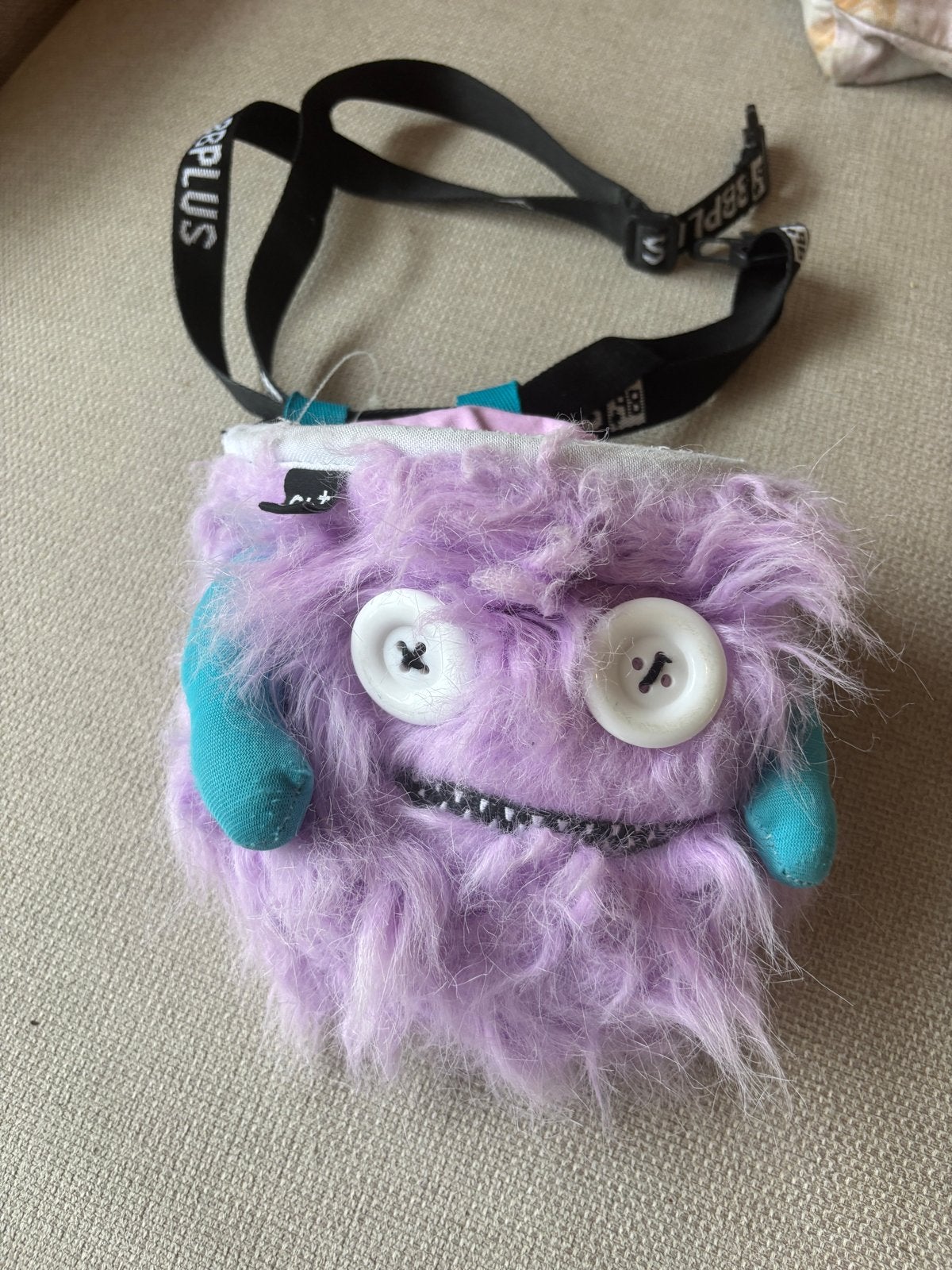 Paarse pofzak met monstergezicht, Ophalen of Verzenden, Gedragen