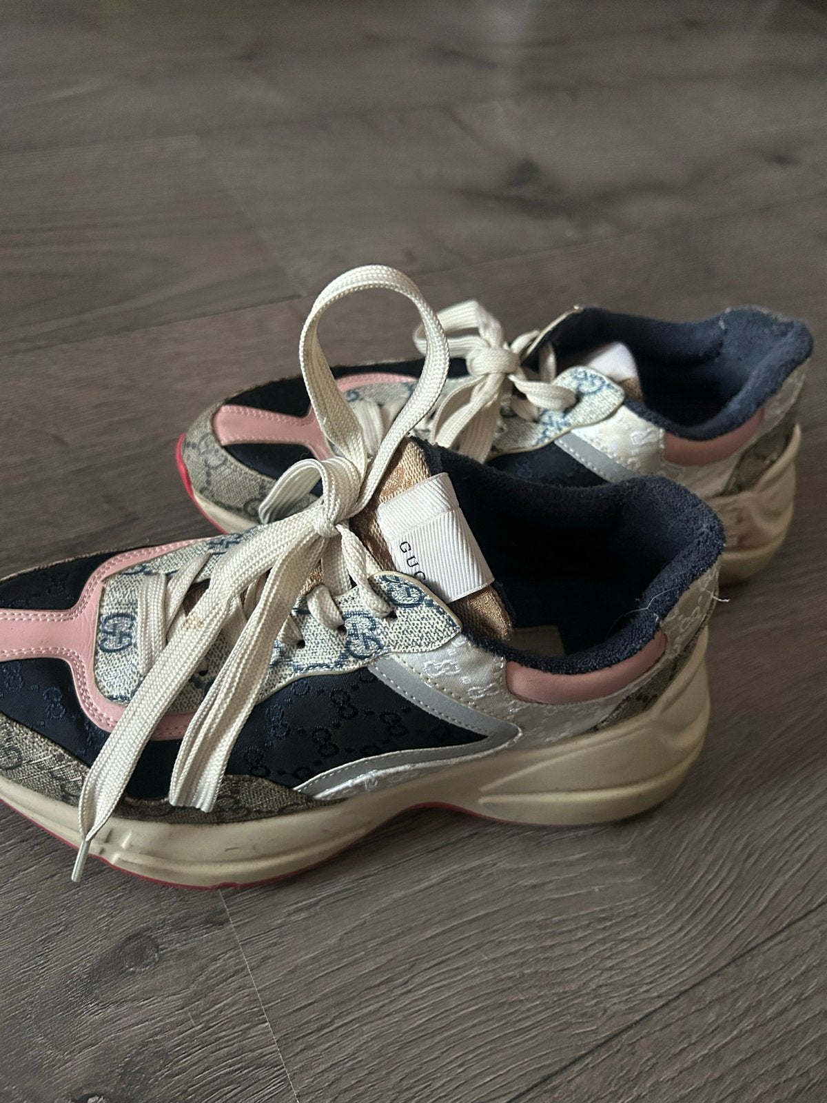 Gucci Rhyton sneakers met GG-monogram, Kleding | Dames, Ophalen, Gedragen, Overige kleuren, Sneakers of Gympen
