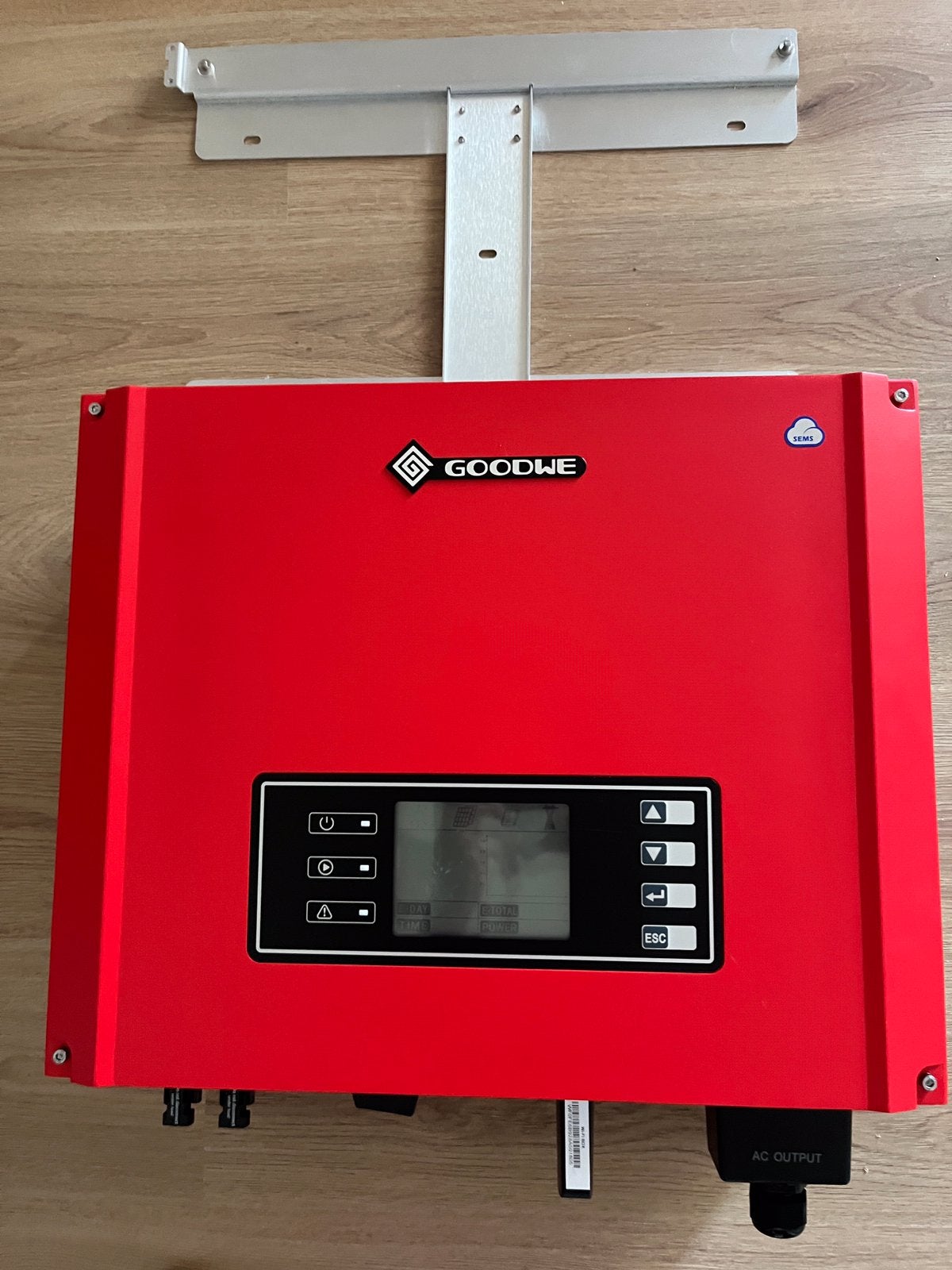 2 Goodwe omvormers, Doe-het-zelf en Verbouw, Elektra en Kabels, Ophalen, Gebruikt, Overige typen