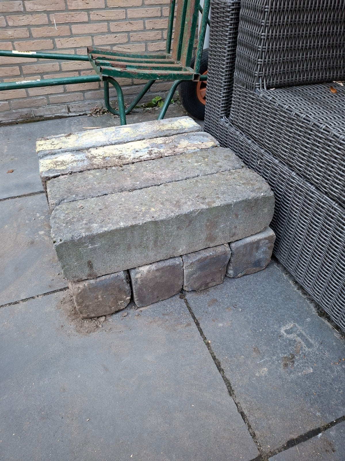 Getrommelde betonblokken, Ophalen, Gebruikt