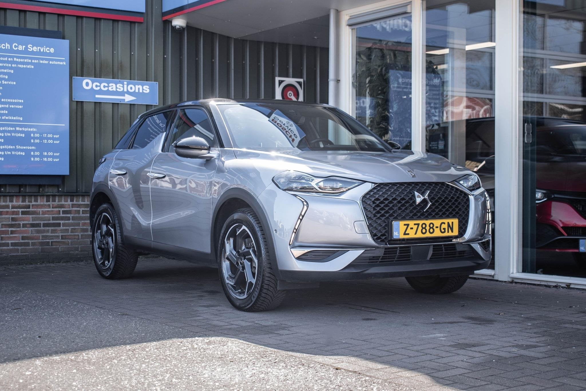 DS Ds 3 Crossback 1.2 PureTech 130pk Aut Rivoli, Auto's, DS, 12 maanden, Gebruikt, 1199 cc, Leder
