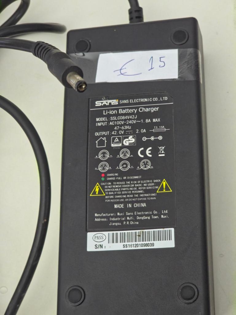 Sans E-Bike Acculader 42V 2A (Model: SSLC084V42J), Ophalen