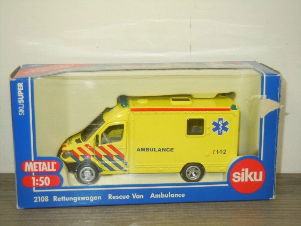 Mercedes Sprinter Ambulance - Siku 2108 - 1:50 in Box, Duitsland, Verzenden, Siku, Zo goed als nieuw