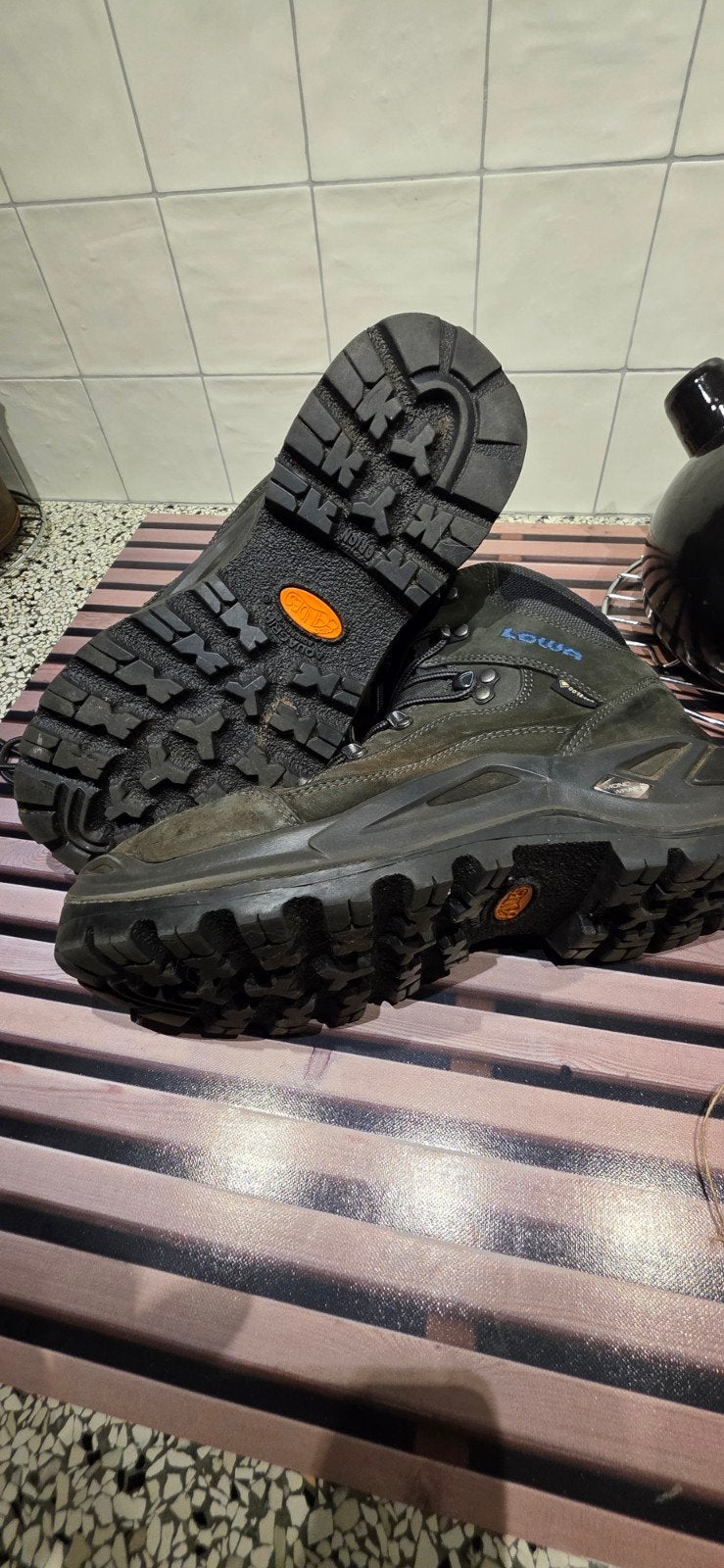 Lowa Renegade wandelschoenen - Maat 41.5, Ophalen, Gebruikt, Schoenen