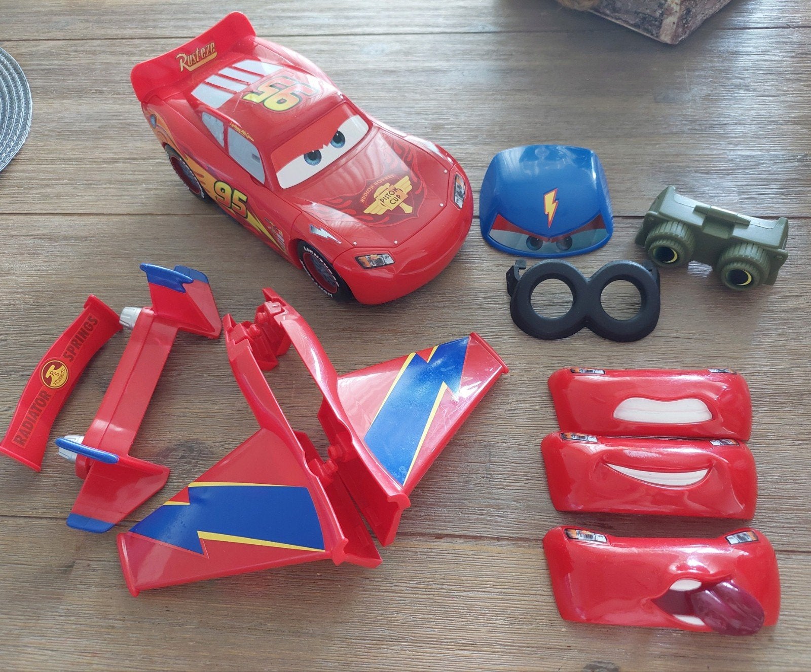Disney Cars Bliksem McQueen Transformatie speelfiguur, Ophalen of Verzenden, Nieuw