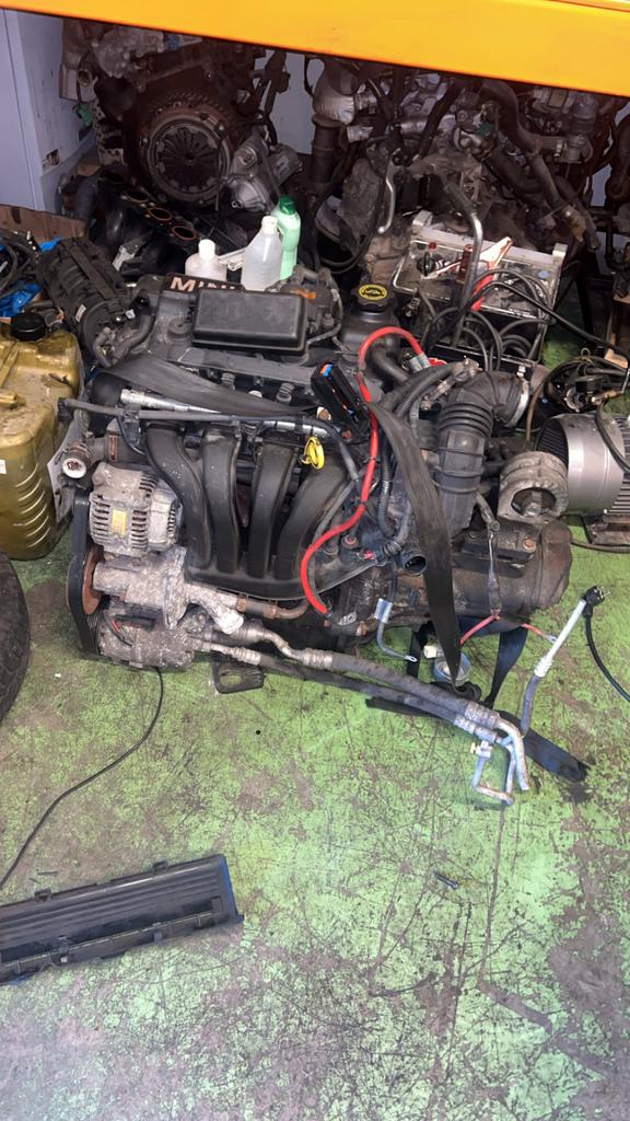 Mini Cooper 1.6 W10 16A Motorblok 116 PK, Auto-onderdelen, Motor en Toebehoren, Ophalen of Verzenden, Gebruikt, Mini