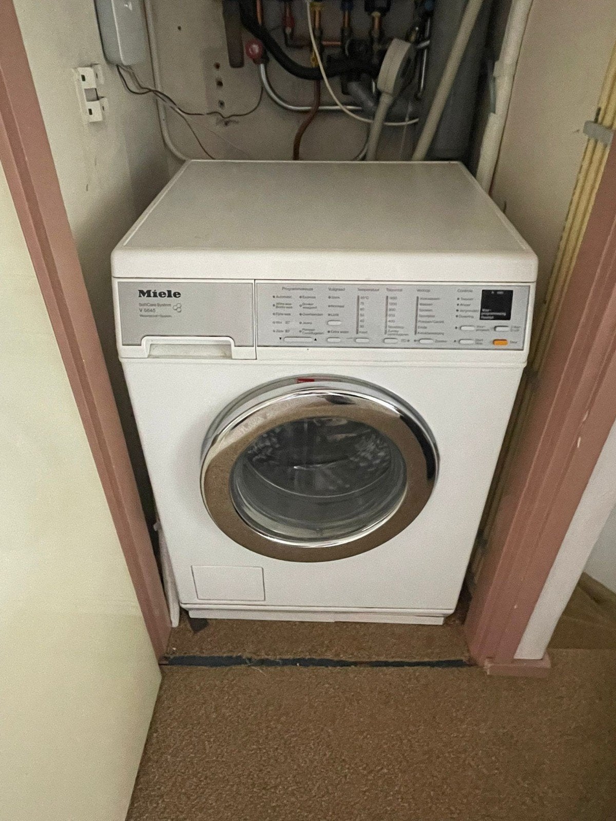 Miele v5645 softcare wasmachine, Witgoed en Apparatuur, Wasmachines, Ophalen, 1200 tot 1600 toeren, 85 tot 90 cm