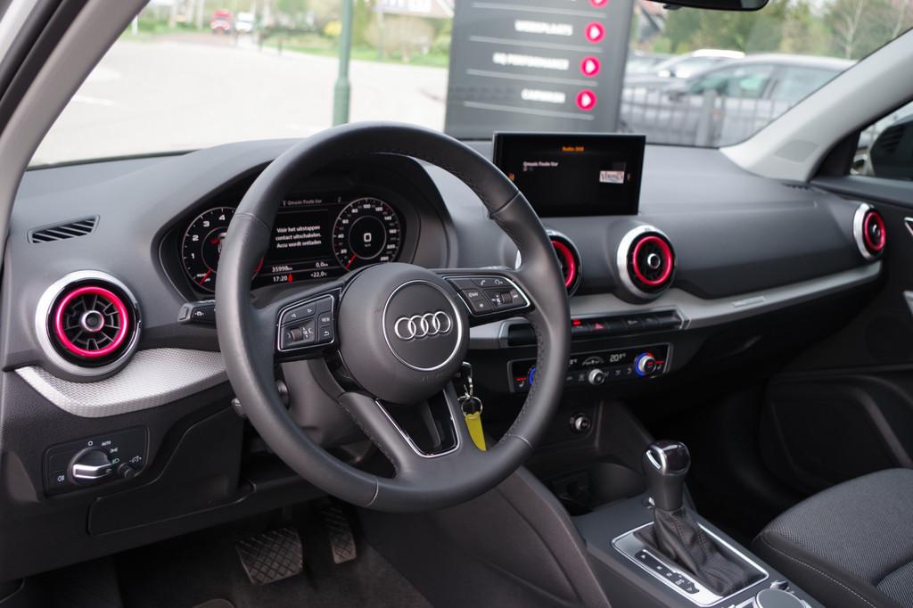 Audi Q2 35 TFSI 150 PK Automaat S-Line Edition, Panoramadak,, 12 maanden, Stof, 4 cilinders, Wit