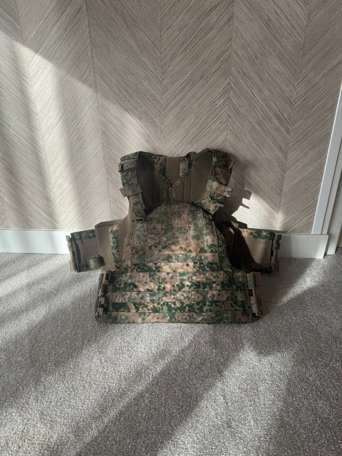 A vest nfp defensie, Ophalen of Verzenden, Zo goed als nieuw