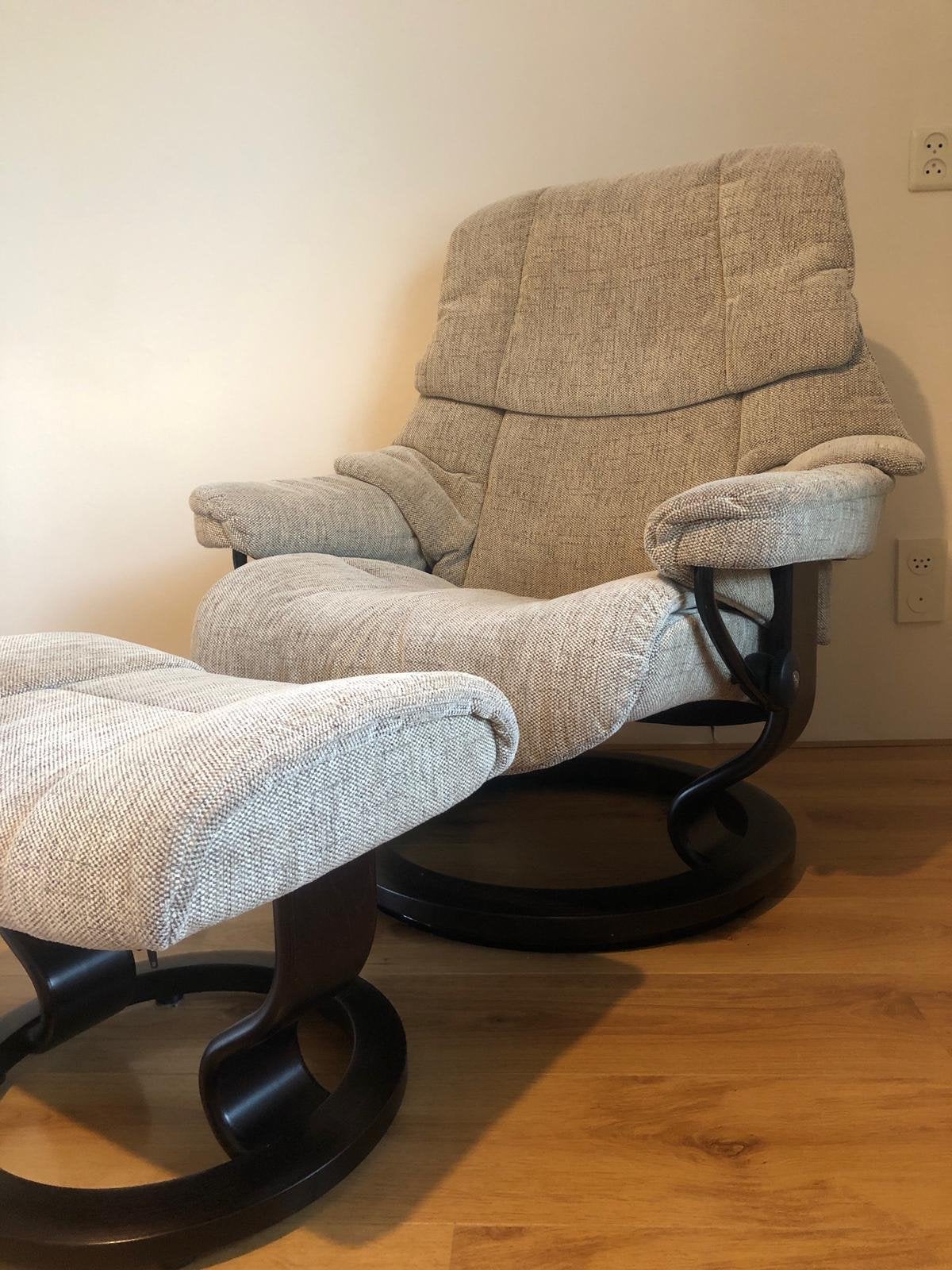 Gratis: Comfortabele stoel met voetenbank, Ophalen, Gebruikt, Overige kleuren, Eén