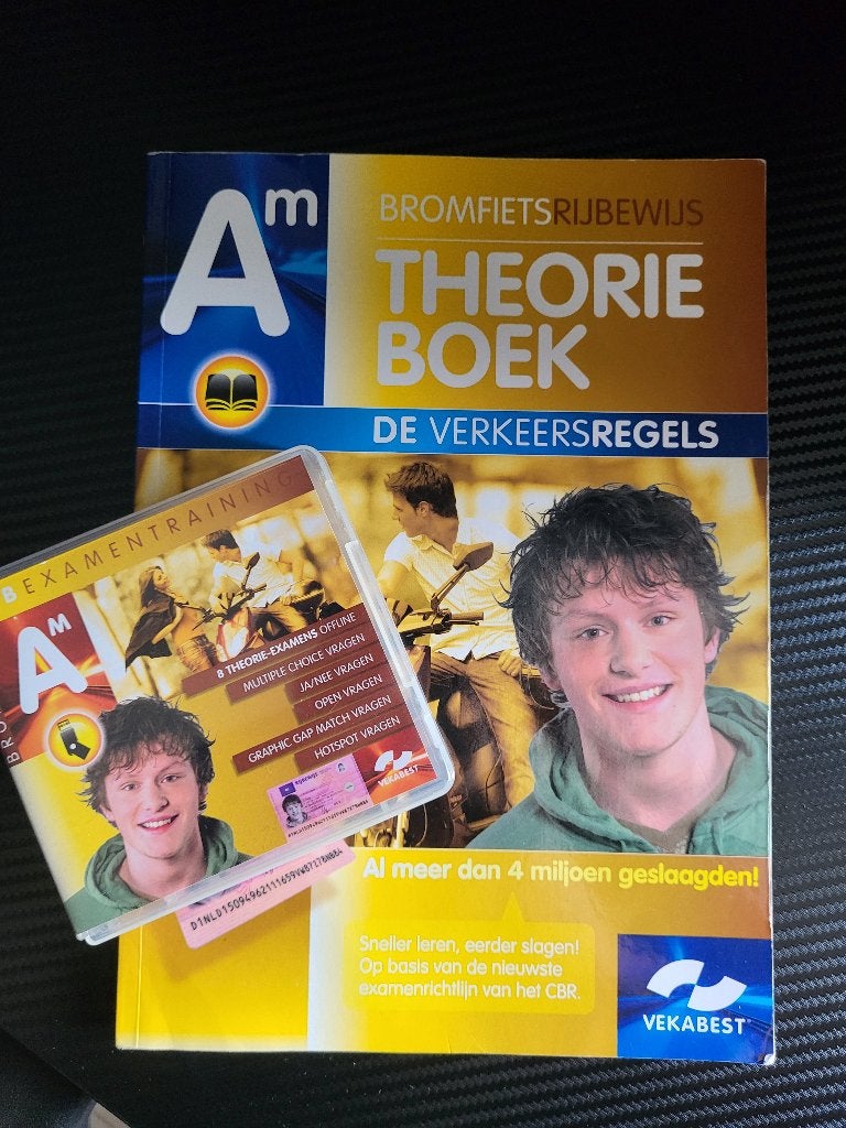 Boek voor scooter theorie examen, Boeken, Ophalen of Verzenden, Alpha, Gelezen, Niet van toepassing