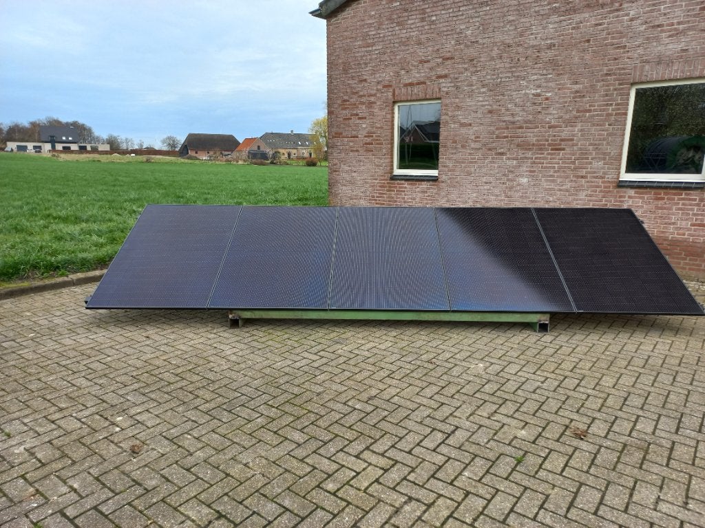 Zonnepanelen ijzeren frame + omvormer, Ophalen, Zo goed als nieuw, Overige materialen, 20 tot 50 mm