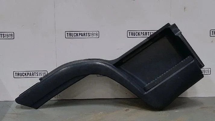 Iveco Body & Chassis Parts Instapbak Re. Iveco Eurocargo, Ophalen, Gebruikt, Iveco, Carrosserie en Plaatwerk
