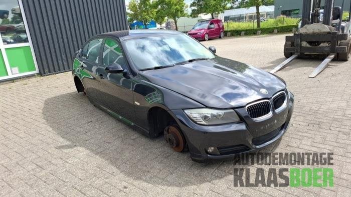 Scherm rechts-voor van een BMW 3-Serie, Auto-onderdelen, Carrosserie en Plaatwerk, Gebruikt, -, -, Ophalen of Verzenden