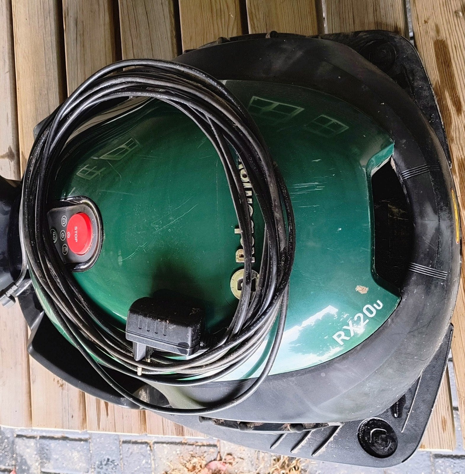 Robomow RX20 U robotmaaier met laadstation en adapter, Ophalen of Verzenden, Minder dan 30 cm