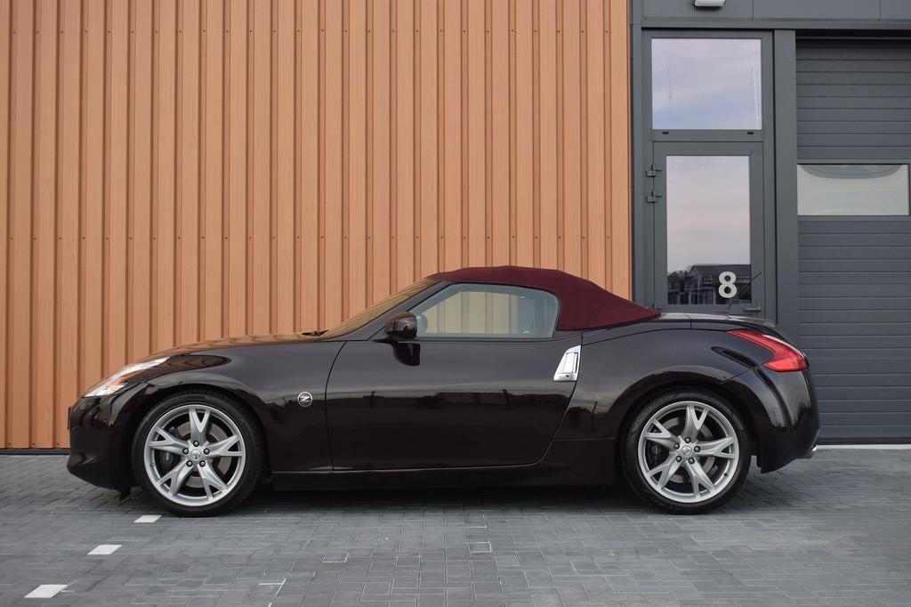 Nissan 370Z Roadster 3.7 V6 Pack | Origineel NL | (bj 2010), Automaat, Achterwielaandrijving, Cabriolet, Leder en Stof