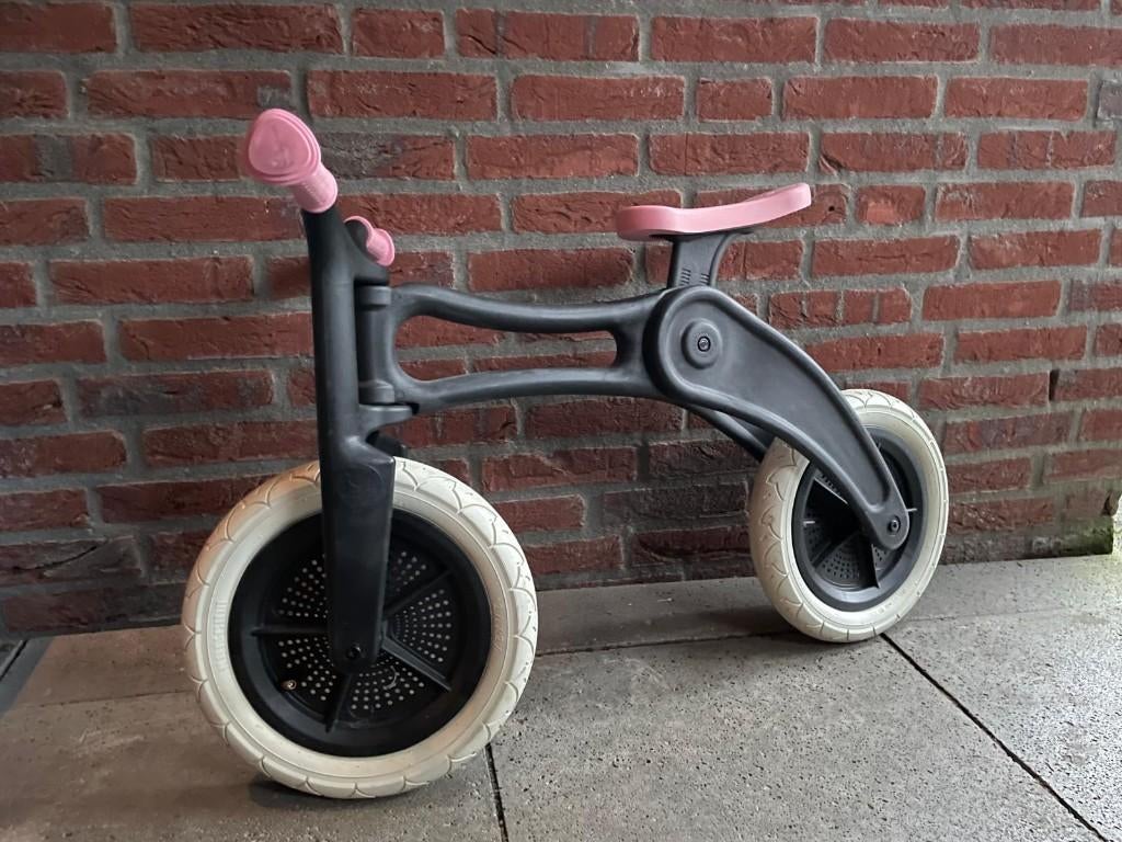 Wishbone 2 in 1 Bike + Trike Kit, Fietsen en Brommers, Fietsen | Driewielers, Ophalen, Zo goed als nieuw, Overige merken, Verstelbare zitting