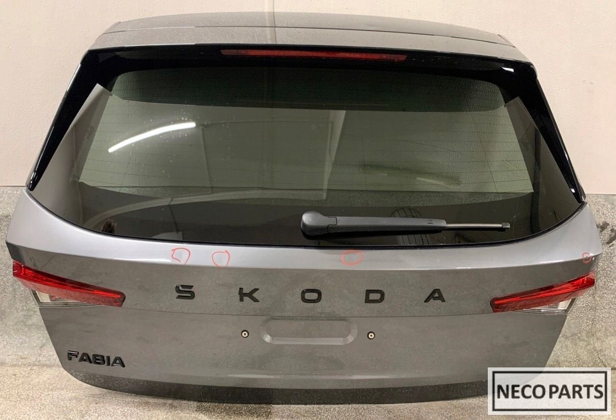 SKODA FABIA IV CAMERA ACHTERKLEP ORIGINEEL ALLES LEVERBAAR, Gebruikt, -, Ophalen of Verzenden, -
