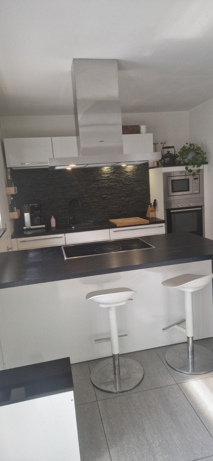 hoogglans keuken mwt mat zwart keukeneiland, Ophalen, Gebruikt, Wit, Met kookeiland