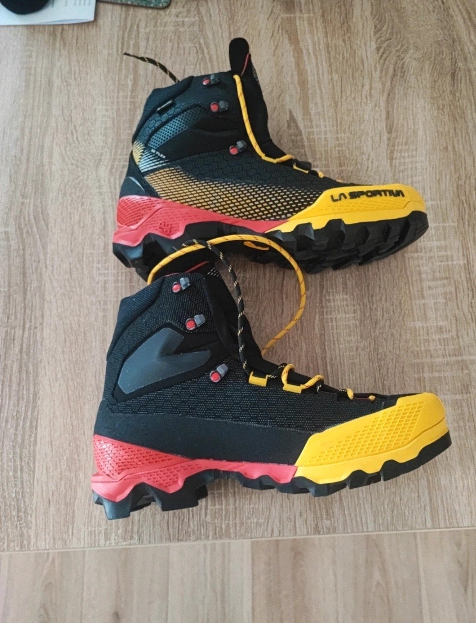 La Sportiva Aequilibrium ST GTX bergschoenen - Maat 45, Ophalen of Verzenden, Nieuw, Schoenen