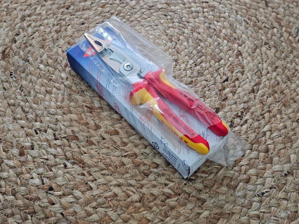 Knipex elektro-installatietang VDE 200mm NIEUW 13 86 200, Ophalen of Verzenden, Nieuw, Tang, Knipex