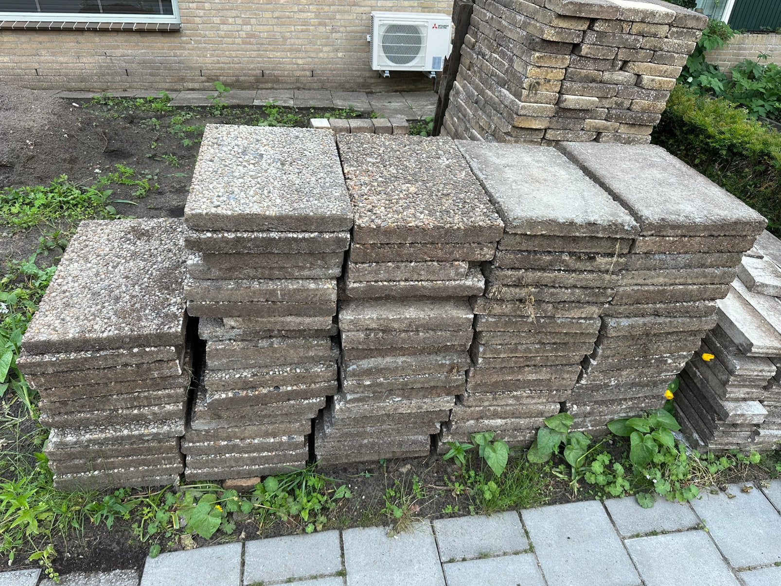 Gratis verschillende tegels, Ophalen, Gebruikt, Beton, Terrastegels