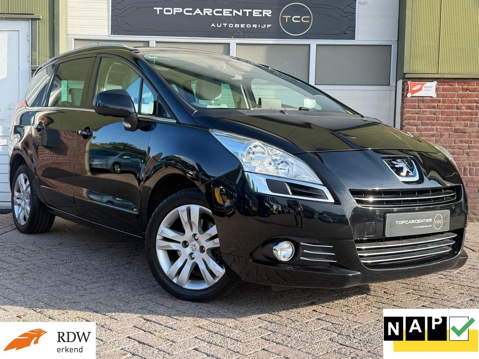 Peugeot 5008 1.6 THP GT/LEER/STOELV/AUT/PARKS/TREKH/APK/NAP, Auto's, Peugeot, Euro 5, 1650 kg, Zwart, 84 €/maand