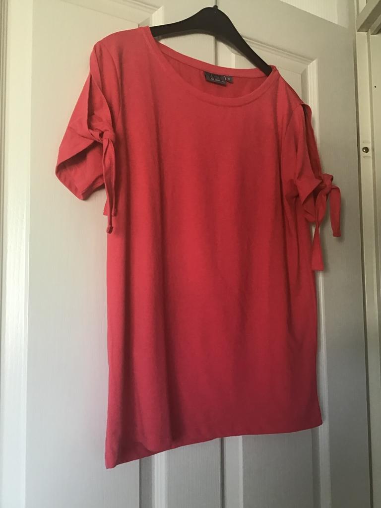 Mooie cyclaam/roze Top( YFT) Mt M, Kleding | Dames, T-shirts, Gedragen, Maat 38/40 (M), Roze, Korte mouw, Ophalen of Verzenden