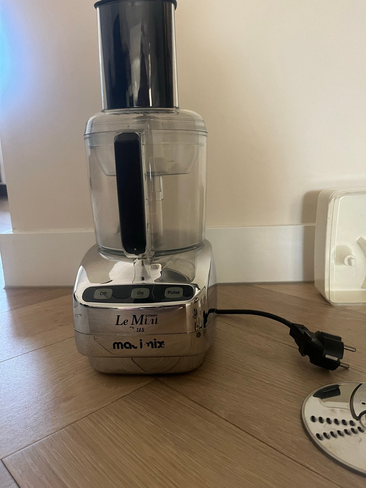 Magimix Le Mini Plus foodprocessor - Zo goed als nieuw, Minder dan 1 liter, Ophalen of Verzenden, Gebruikt, 1 snelheid