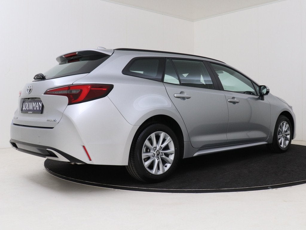 Toyota Corolla Touring Sports 1.8 Hybrid Active *NIEUW* | Me, Auto's, Toyota, 12 maanden, 4 cilinders, Corolla, Origineel Nederlands