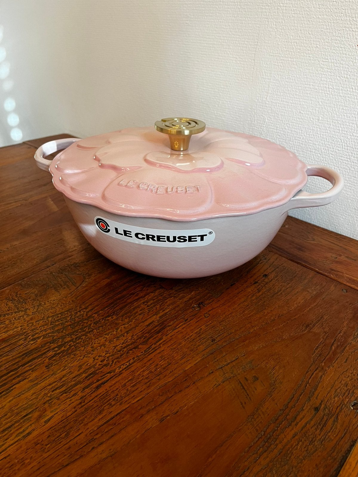 Le Creuset Gietijzeren Marmite 26 cm – Shell Pink, Ophalen of Verzenden, Nieuw, Gietijzer