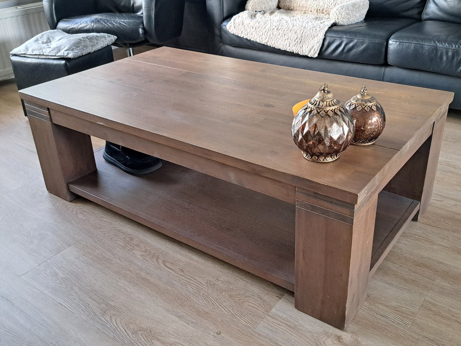 Degelijke grote houten salontafel met gebruikssporen, Ophalen, Gebruikt, 100 tot 150 cm, 50 tot 100 cm