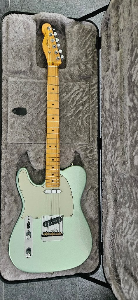 Linkshandige 2023 Fender American Professional II Telecaster, Muziek en Instrumenten, Snaarinstrumenten | Gitaren | Elektrisch