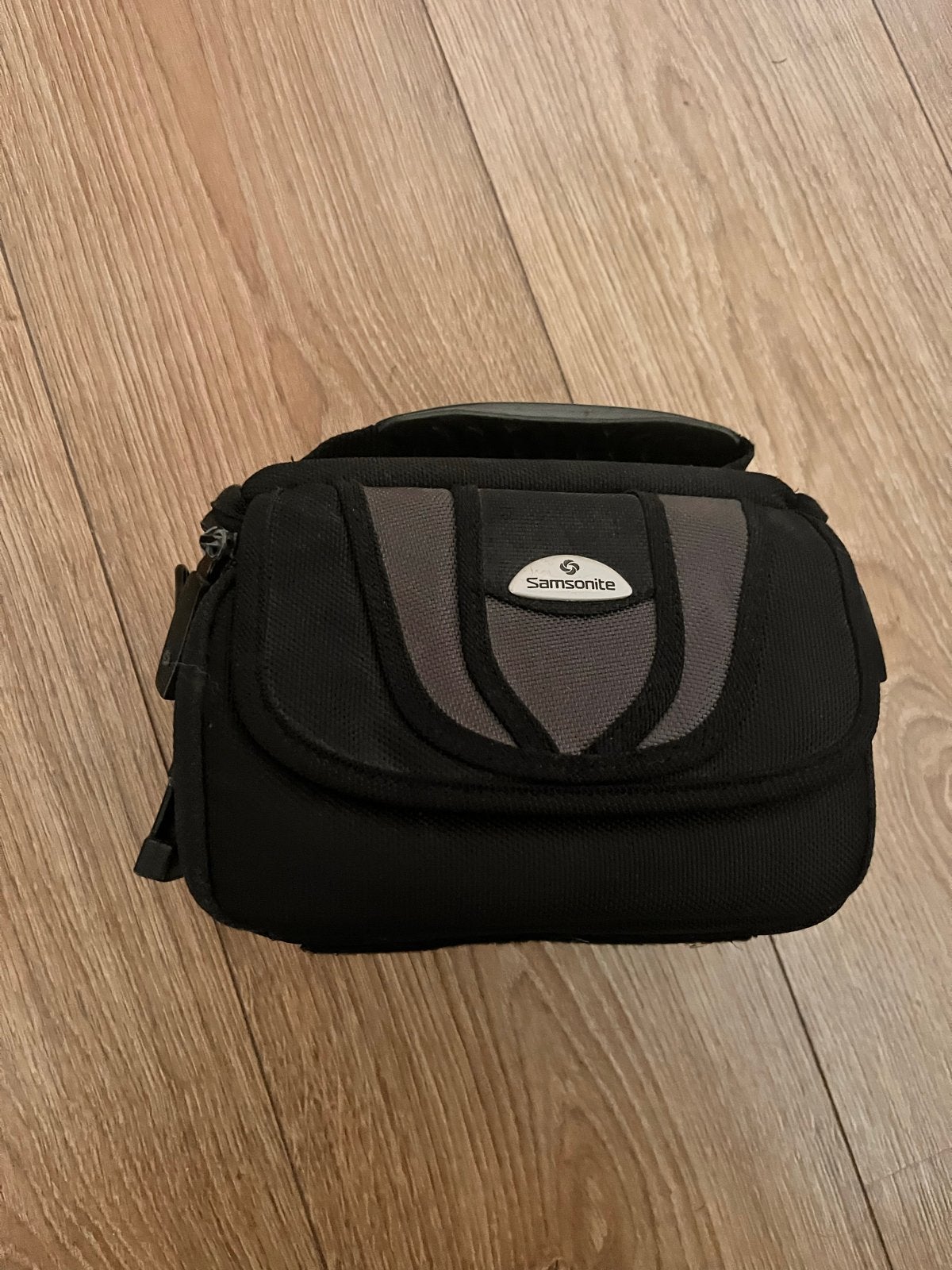 Samsonite cameratas - Compact en beschermend, Audio, Tv en Foto, Samsonite, Gevoerd, Ophalen of Verzenden, Zo goed als nieuw