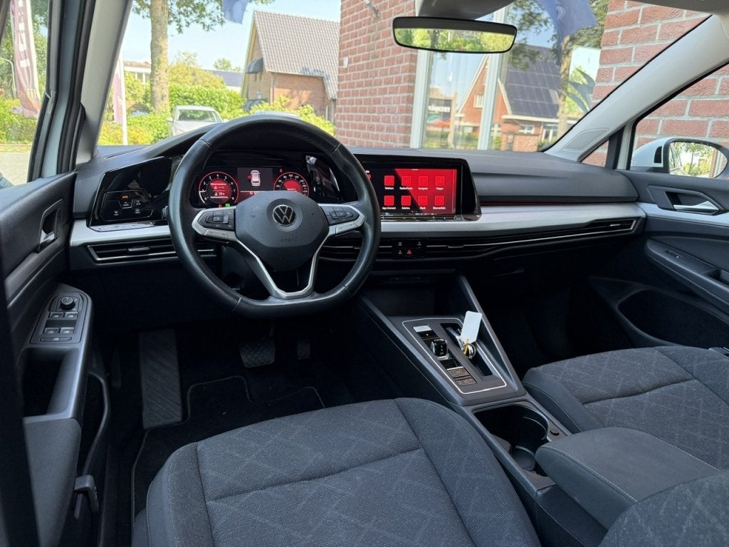 Volkswagen Golf Variant 1.0 eTSI Life TREKHAAK / DIGIDASH /, Gebruikt, Origineel Nederlands, 1265 kg, 3 cilinders