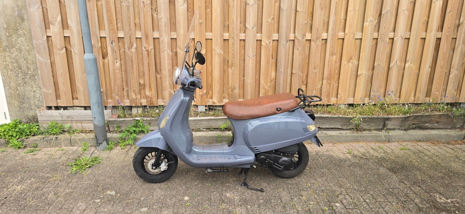 Btc riva bromscooter, Fietsen en Brommers, Scooters | Overige merken, Nieuw, Maximaal 45 km/u, Benzine, Ophalen of Verzenden