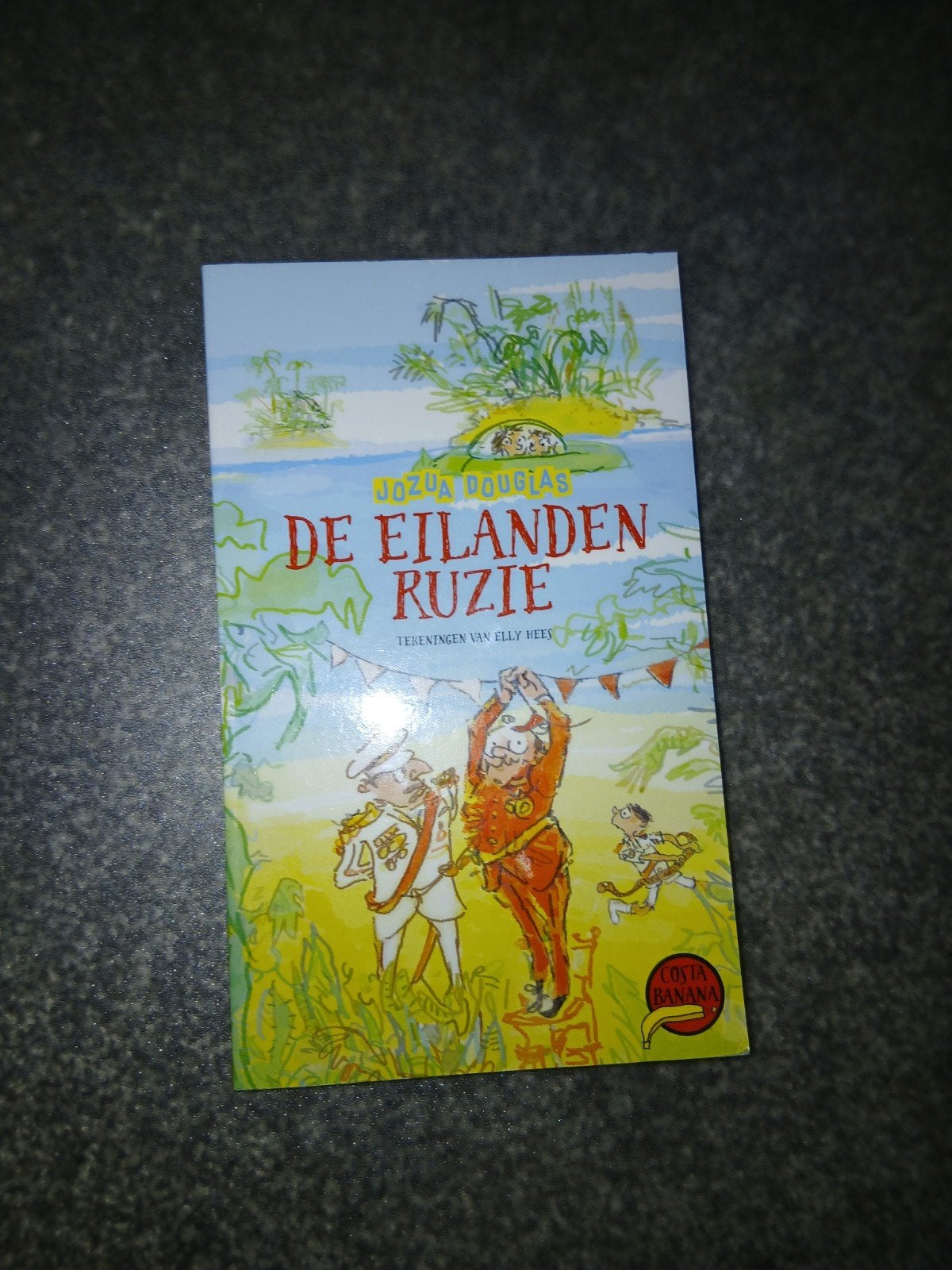 De Eilanden Ruzie - Jozua Douglas (Kinderboek), Ophalen