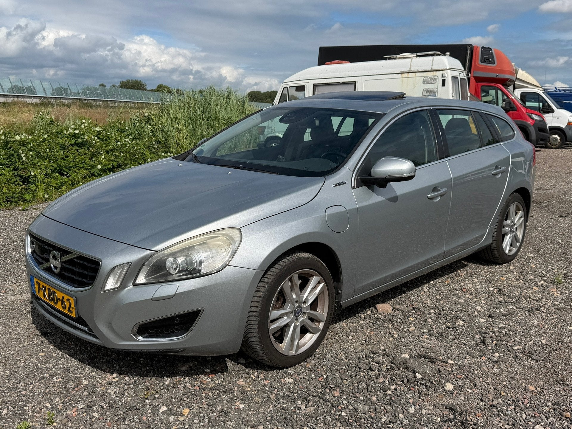 Volvo V60 2.4 D6 AWD Plug-In Hybrid Summum 2013, Auto's, Automaat, Euro 5, 1848 kg, Vierwielaandrijving