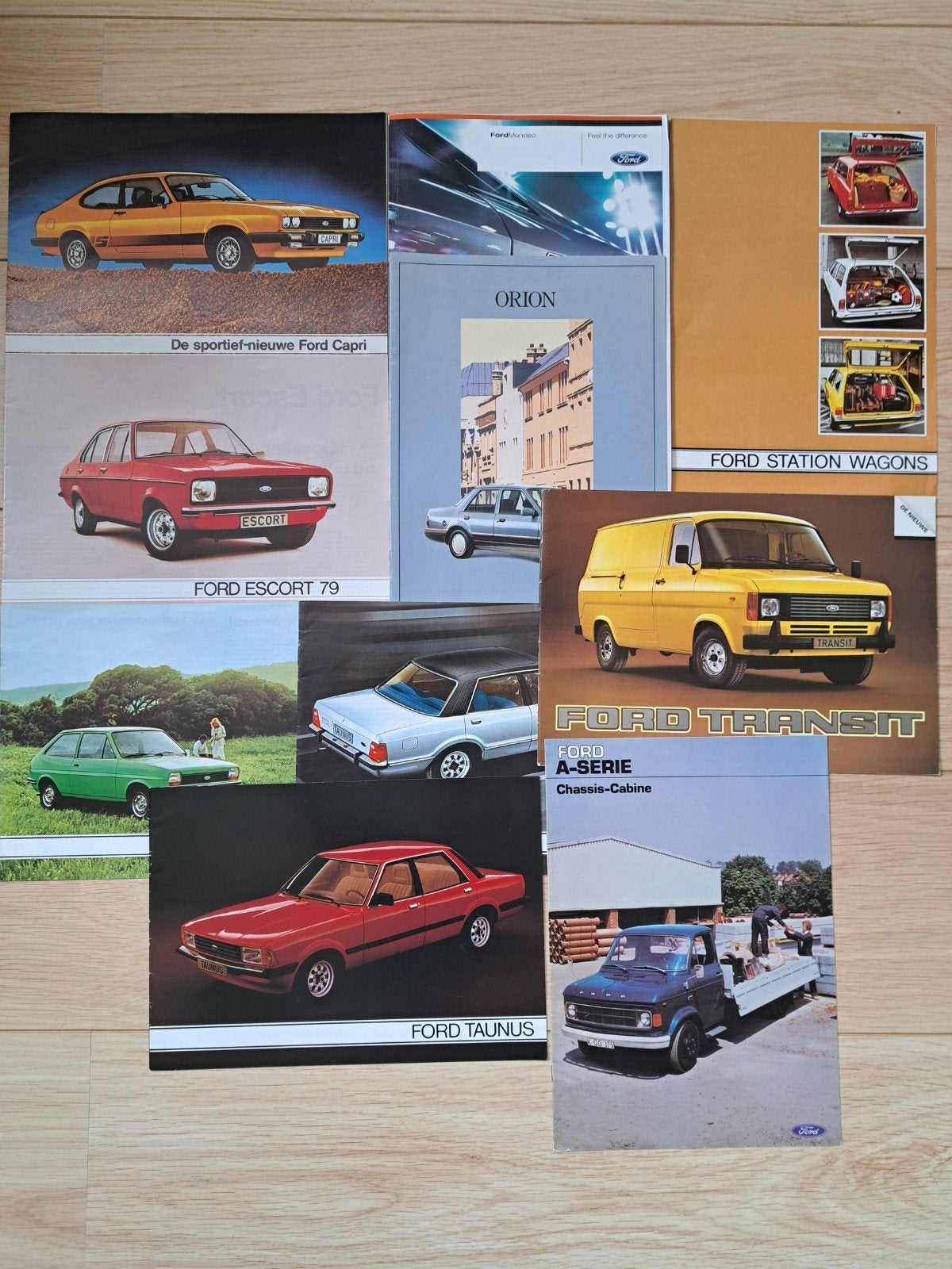 Ford folders, 10x. Capri, Taunus, Escort etc, Ophalen of Verzenden, Nieuw, Ford