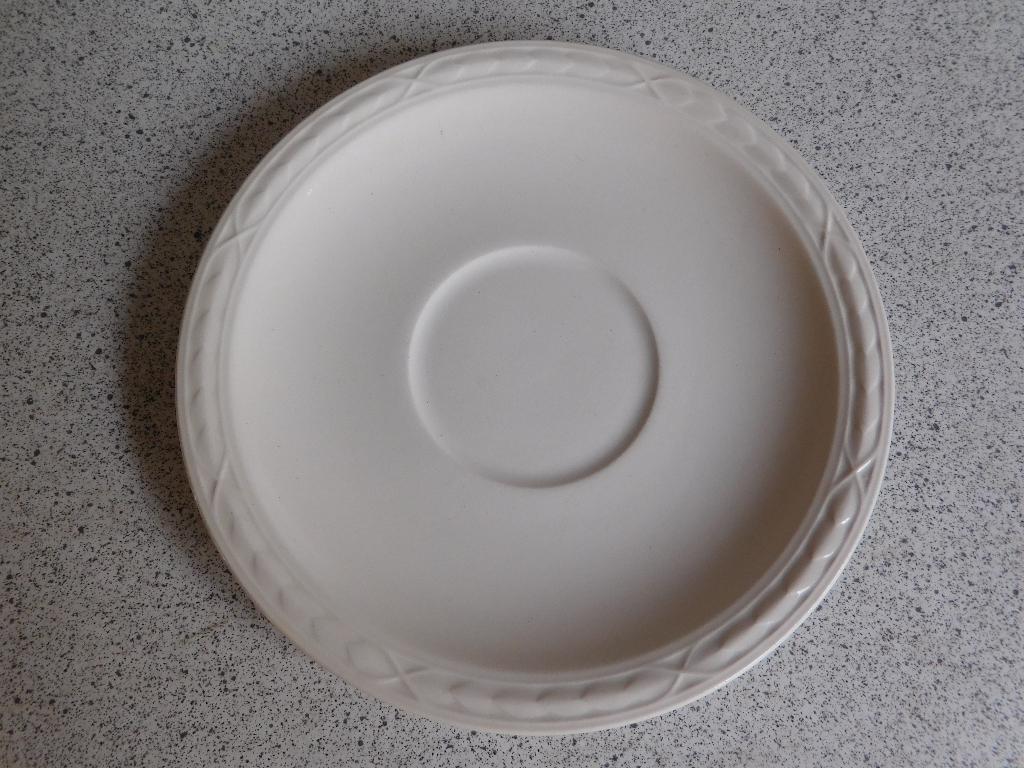 Schotel 17 cm. Crème Royal Sphinx, Keramiek, Ophalen of Verzenden, Zo goed als nieuw, Overige stijlen