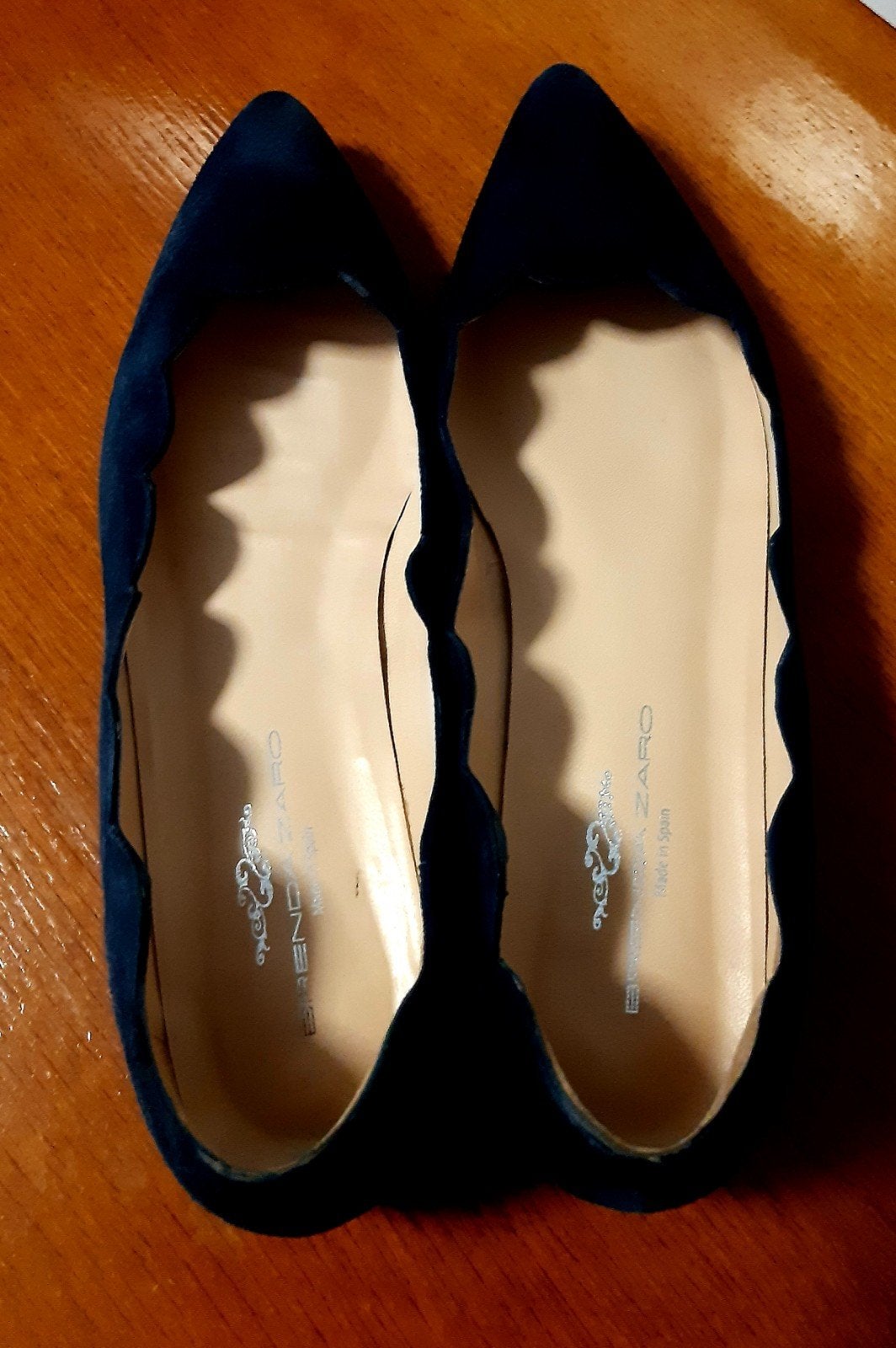Brenda Zaro suède pumps, marineblauw, maat 41, Schoenen met lage hakken, Brenda Zaro, Zo goed als nieuw, Verzenden