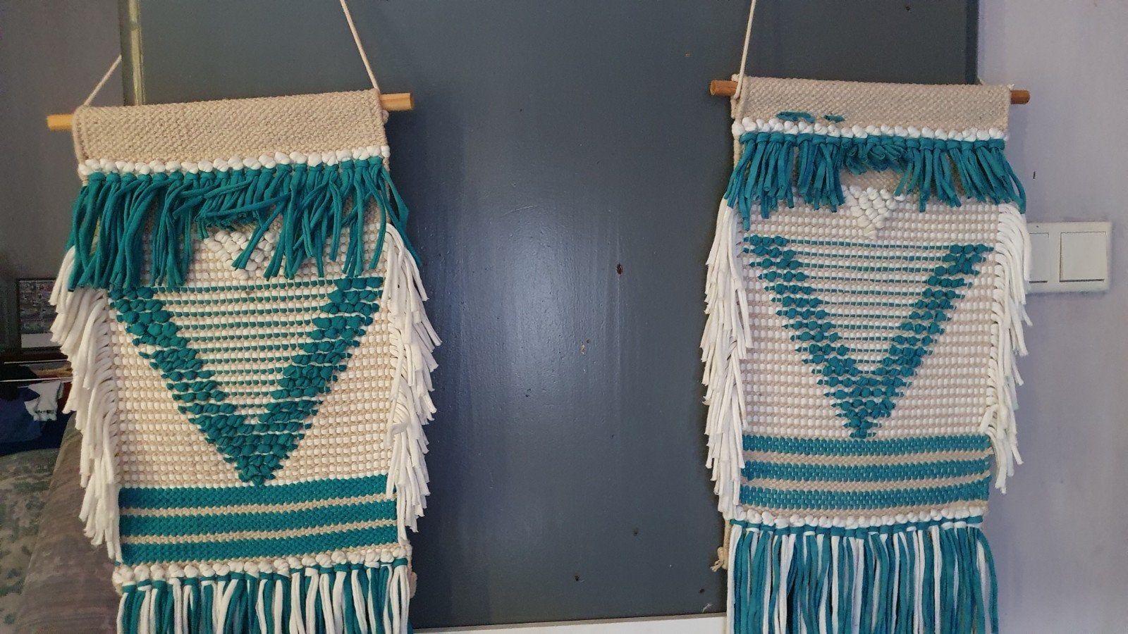 Set van 2 handgemaakte wandkleden met franjes, Meerkleurig, Textiel, Ophalen of Verzenden, Zo goed als nieuw
