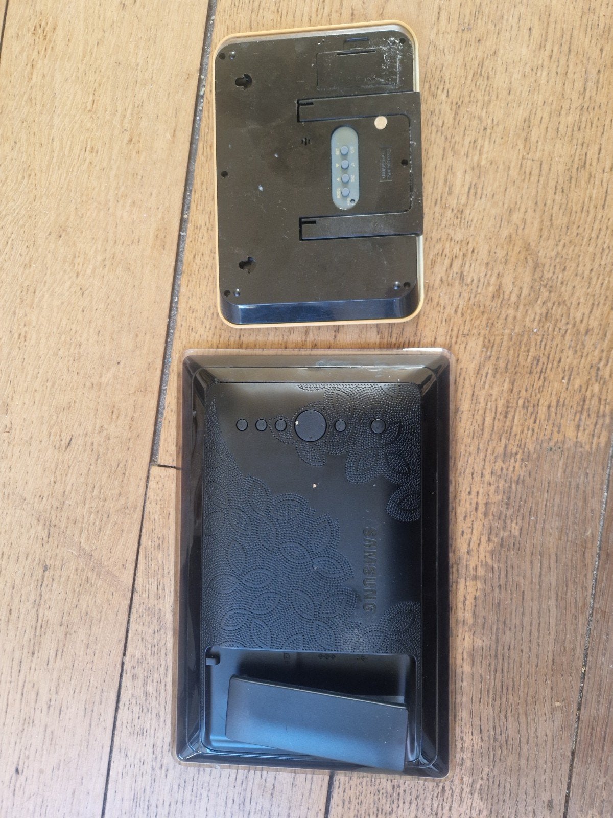 Samsung SPF-107H, en onbekende,  Digitale Fotolijst., Diavoorstelling, Ophalen of Verzenden, Zo goed als nieuw, Minder dan 1 GB