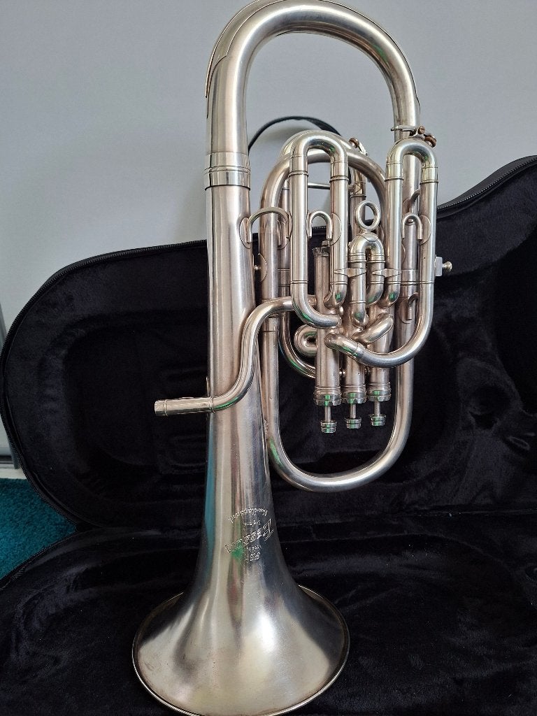 Bariton Besson New Standard, Ophalen of Verzenden, Gebruikt, Overige typen, Met koffer of draagtas