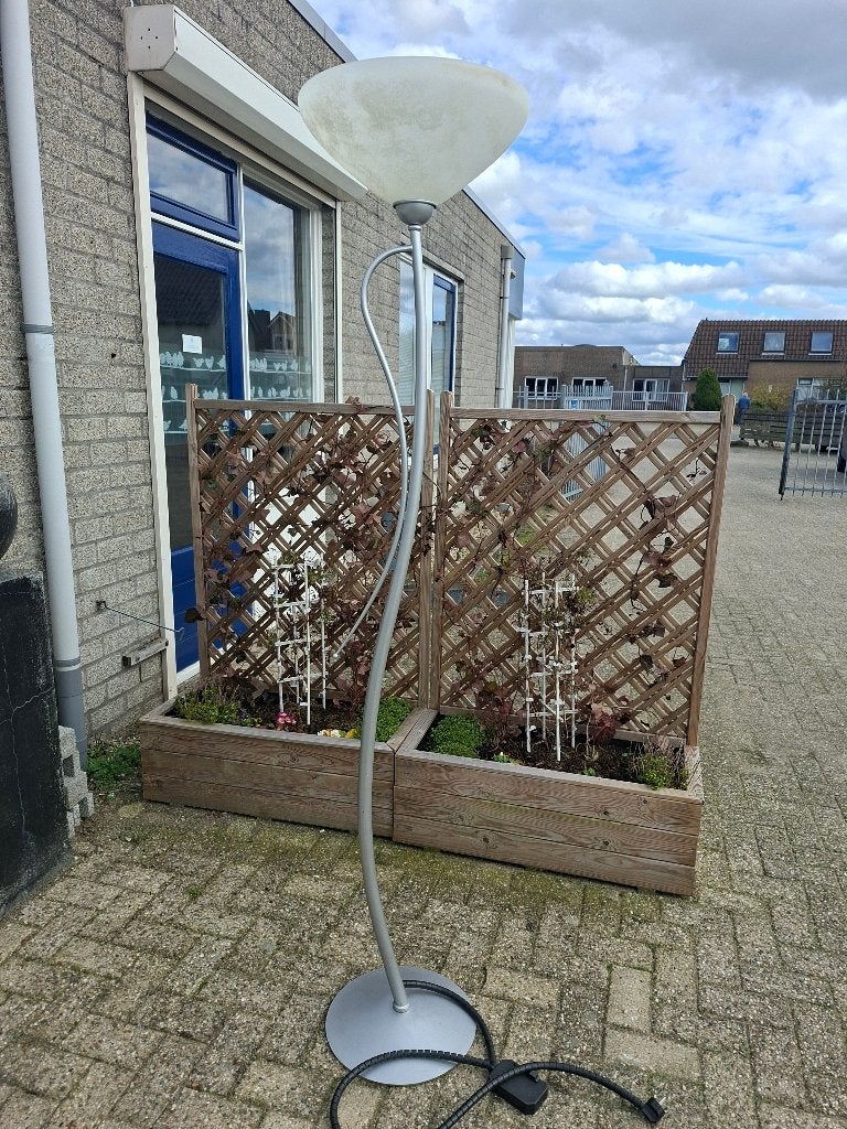 Elegante vloerlamp met glazen kap - 189 cm hoog, Huis en Inrichting, Lampen | Vloerlampen, Ophalen, Zo goed als nieuw, 150 tot 200 cm