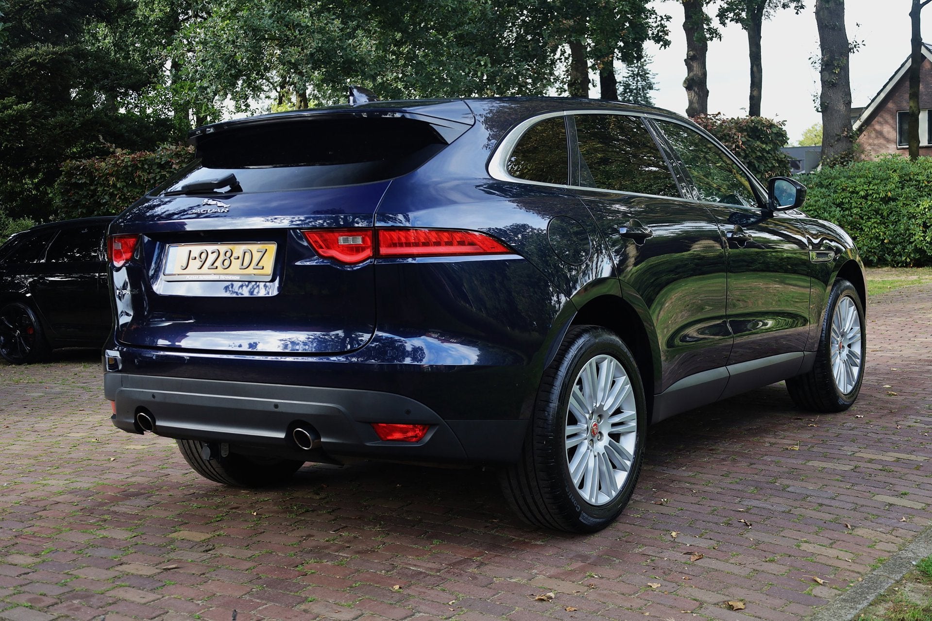 Jaguar F-PACE 2.0 Portfolio AWD 25t Aut. | Lederen Interieur, Gebruikt, 4 cilinders, Blauw, Leder